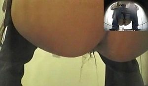 Туалетные ссыкухи скрытой камерой